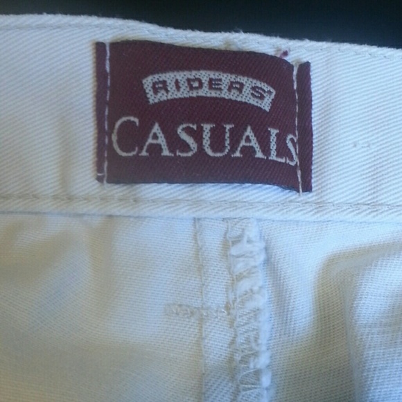 Shorts - Picture 3 of 3